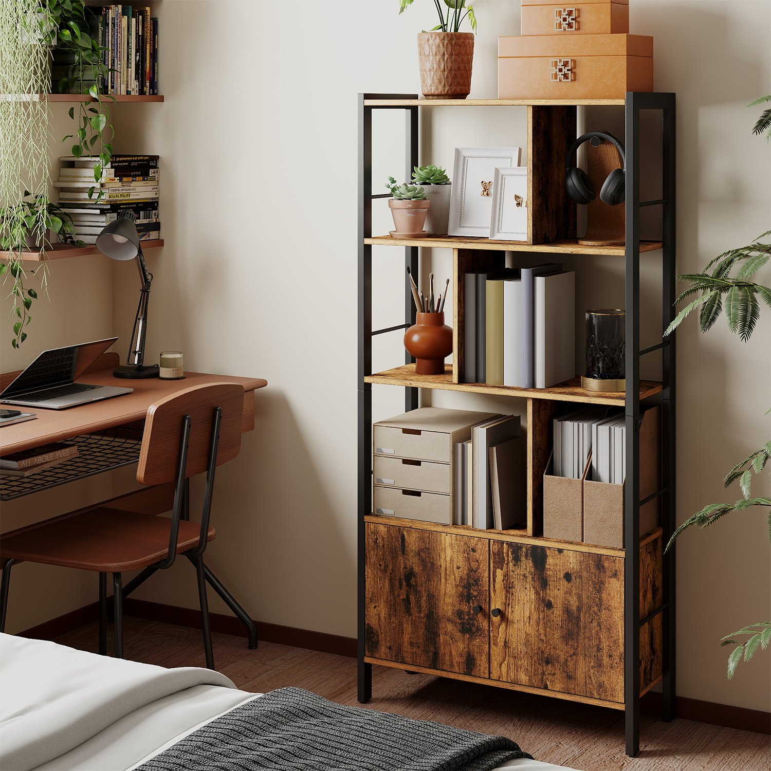 Bookcase with 4 shelf levels