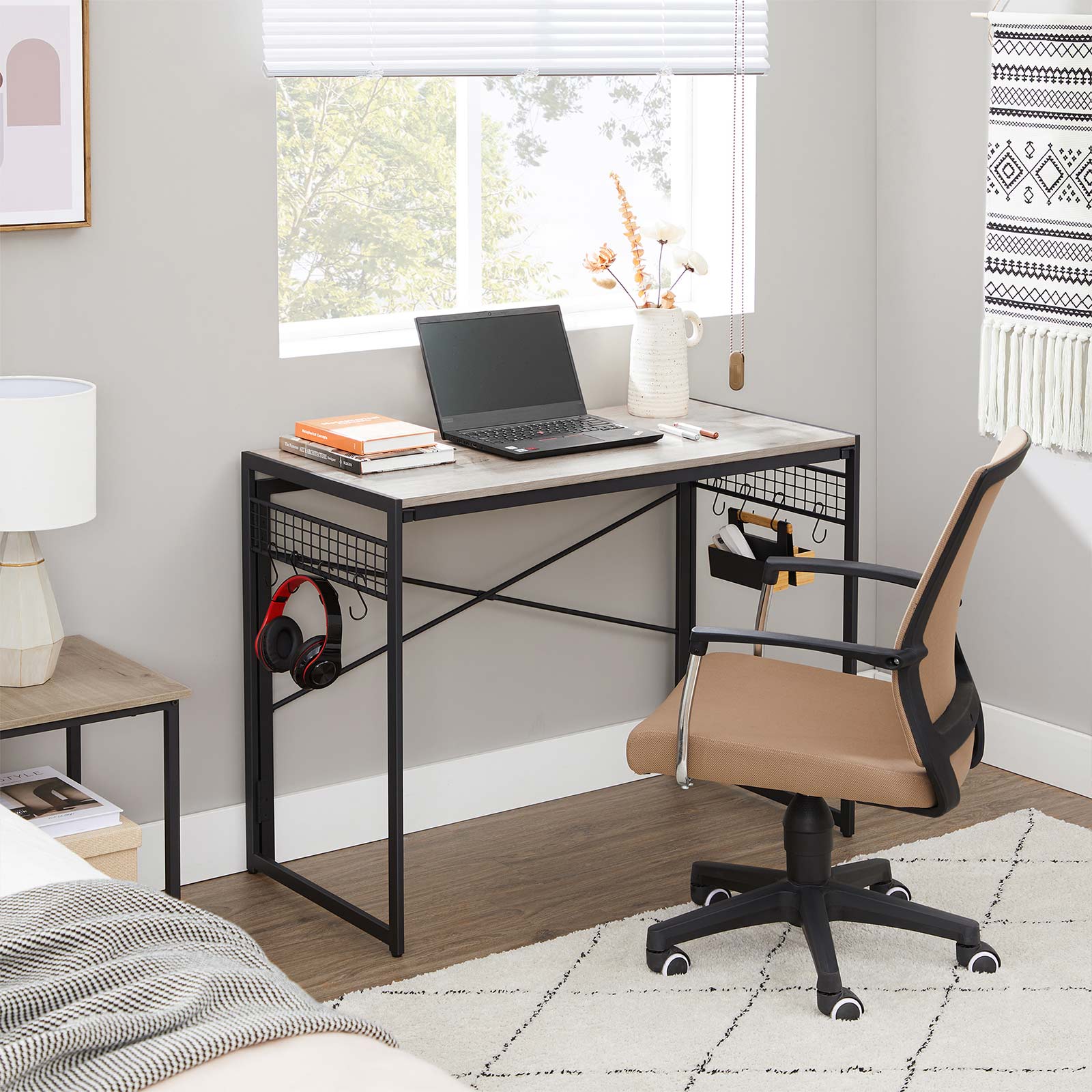 Desk with metal frame - Image 3