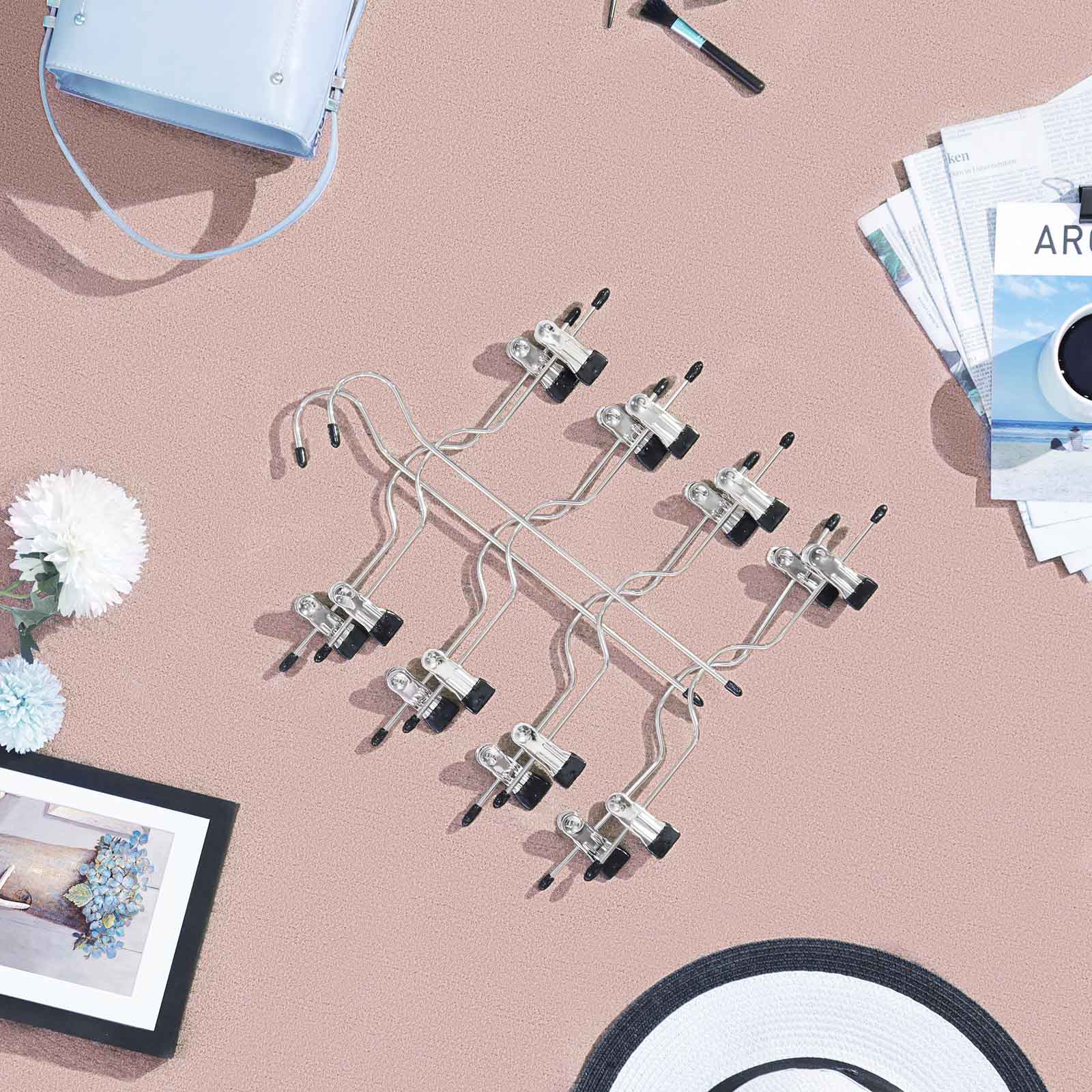Byxkjolhängare med clips, uppsättning med 3 utrymmesbesparande byxhängare i metall i 4 våningar, med 8 justerbara halkfria clips, för byxor, jeans, handdukar, shorts, 32 cm, silver och svart - Bild 4